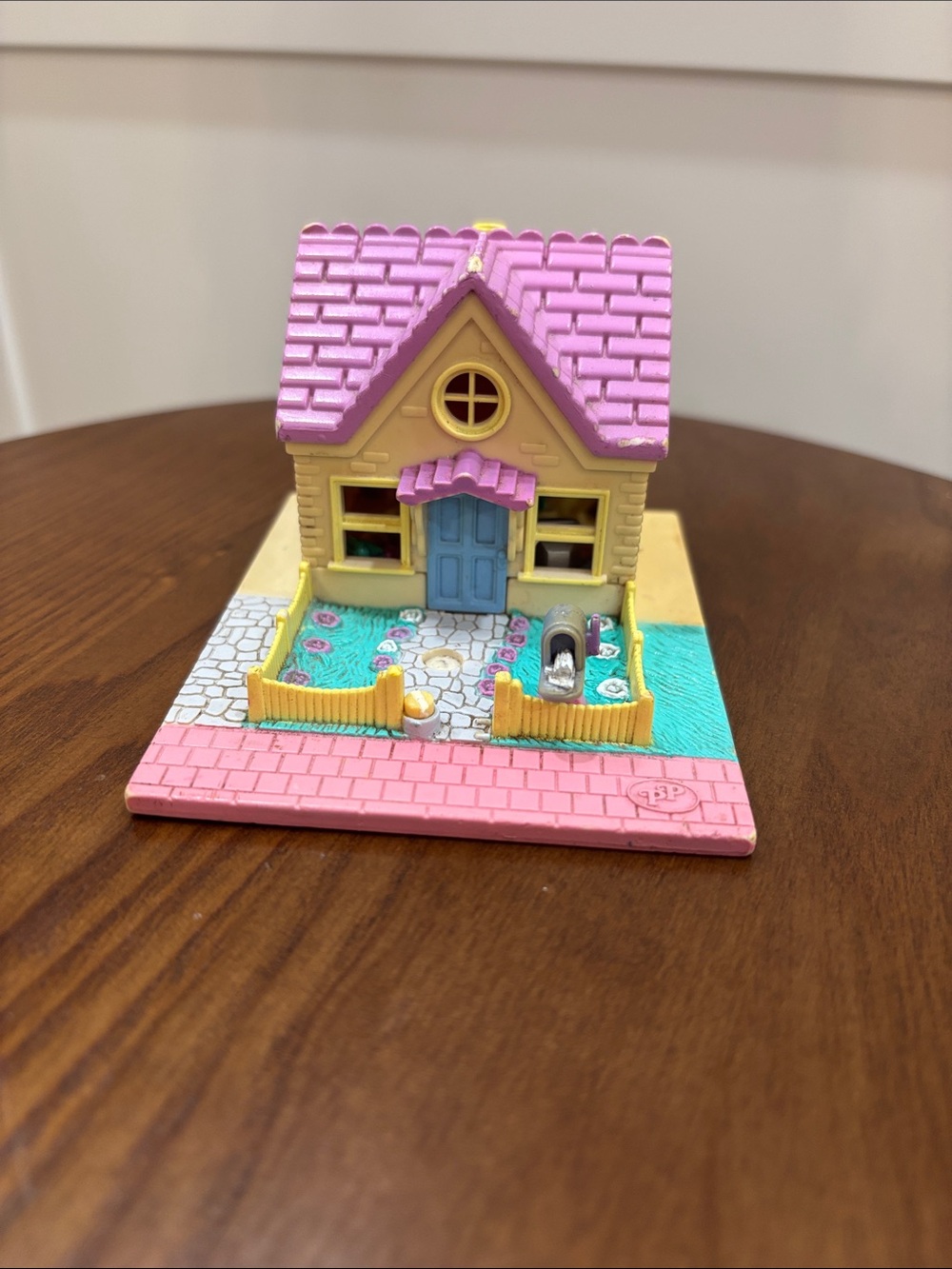 Miniature Playhouse Dollhouse Toy in Pink, Yellow & Blue